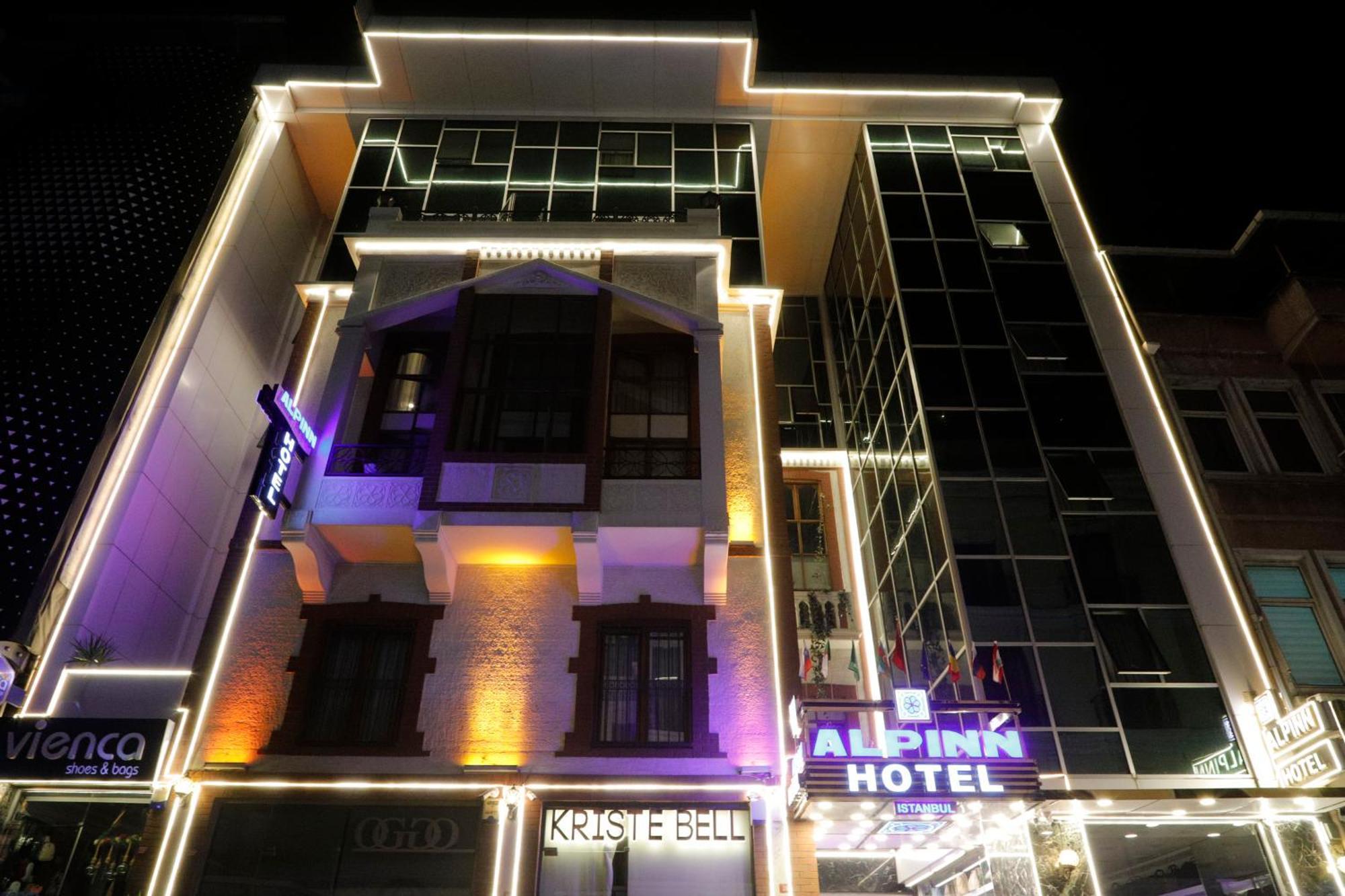 Otel Alpinn 4*
